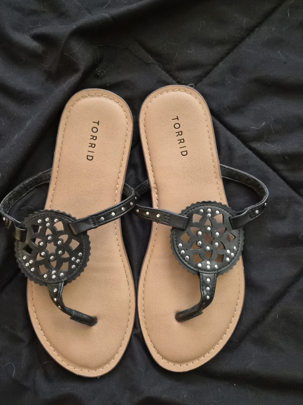 torrid Black Medallion Toe-Ring Sandals with Tan Footbed